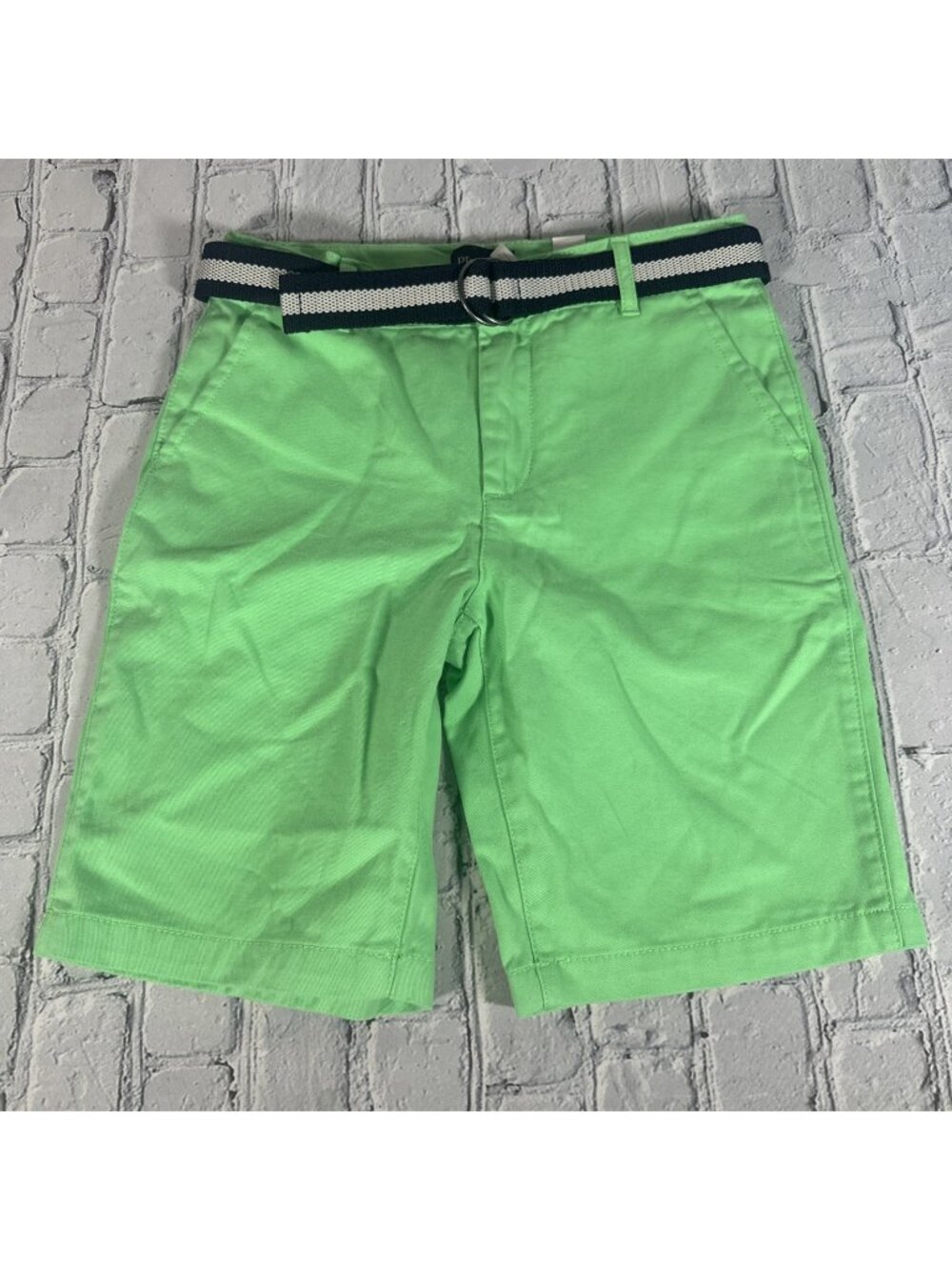 The Children's Place Boys Youth Size 8 Belted Chino Shorts Green Parakeet NEW